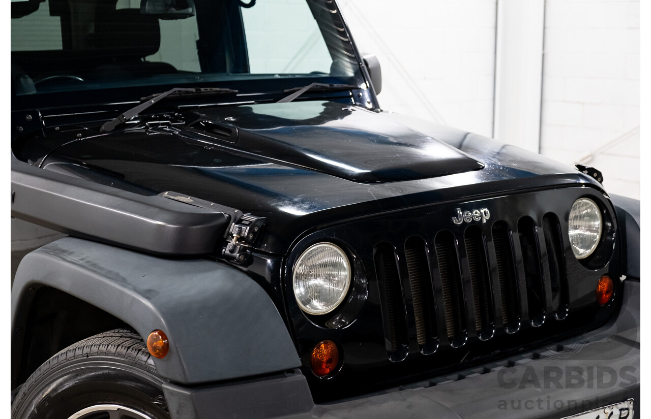 9/2013 Jeep Wrangler Sport (4x4) JK MY13 2d Softtop Black 3.6L