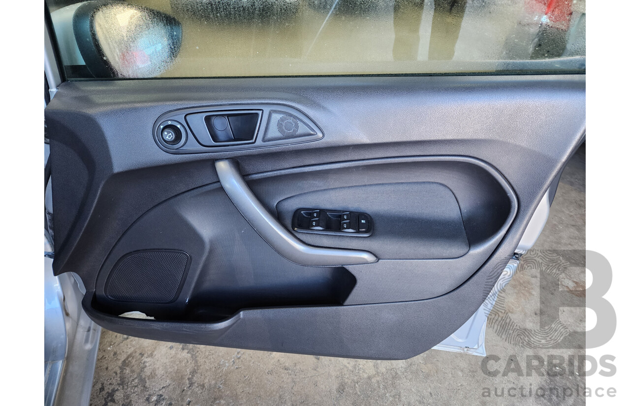 10/2013 Ford Fiesta Ambiente WZ 5d Hatchback silver 1.5L