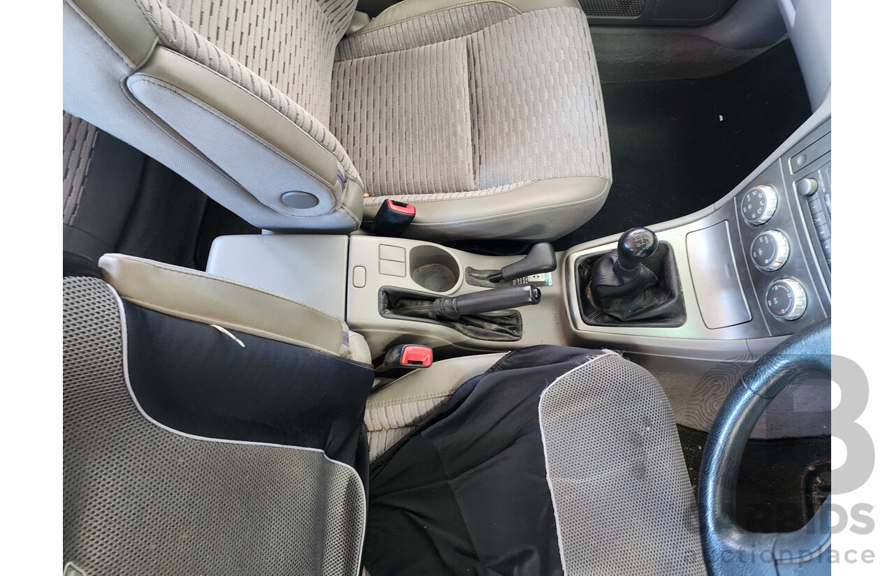 4/2005 Subaru Forester XS MY05 4d Wagon Silver 2.5L