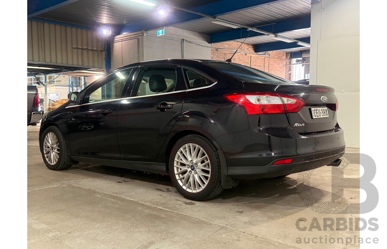 10/2011 Ford Focus Titanium LW 5d Hatchback Black 2.0L