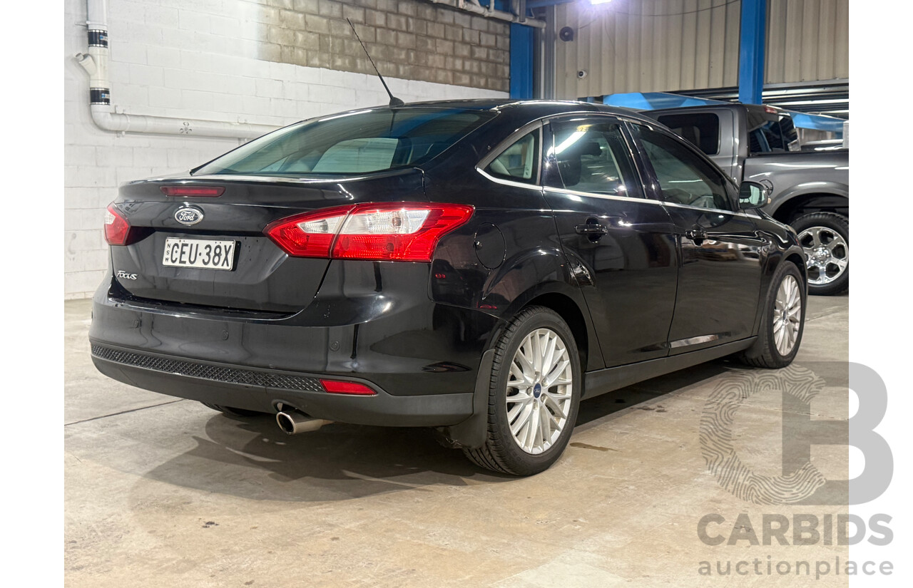 10/2011 Ford Focus Titanium LW 5d Hatchback Black 2.0L