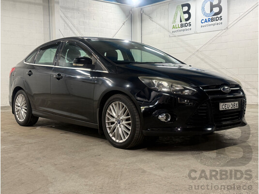 10/2011 Ford Focus Titanium LW 5d Hatchback Black 2.0L