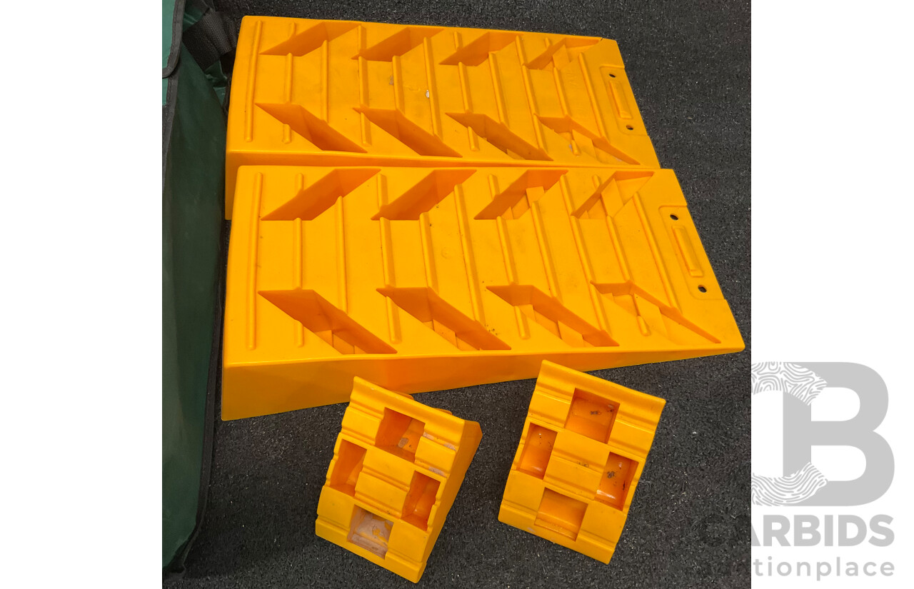 SUPEX Dual Axle Heavy Duty Levelling Ramps