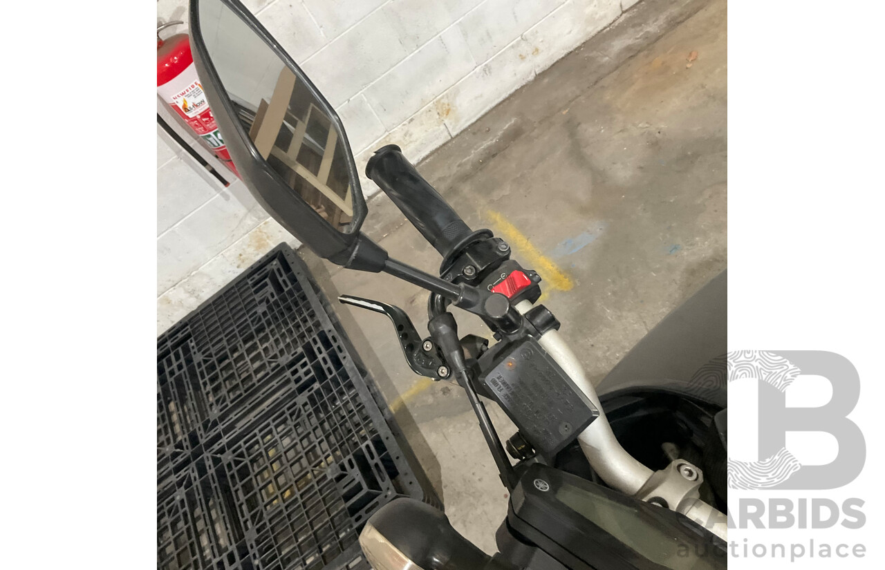 YAMAHA Motorcycle
