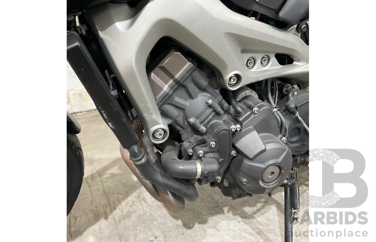 YAMAHA Motorcycle