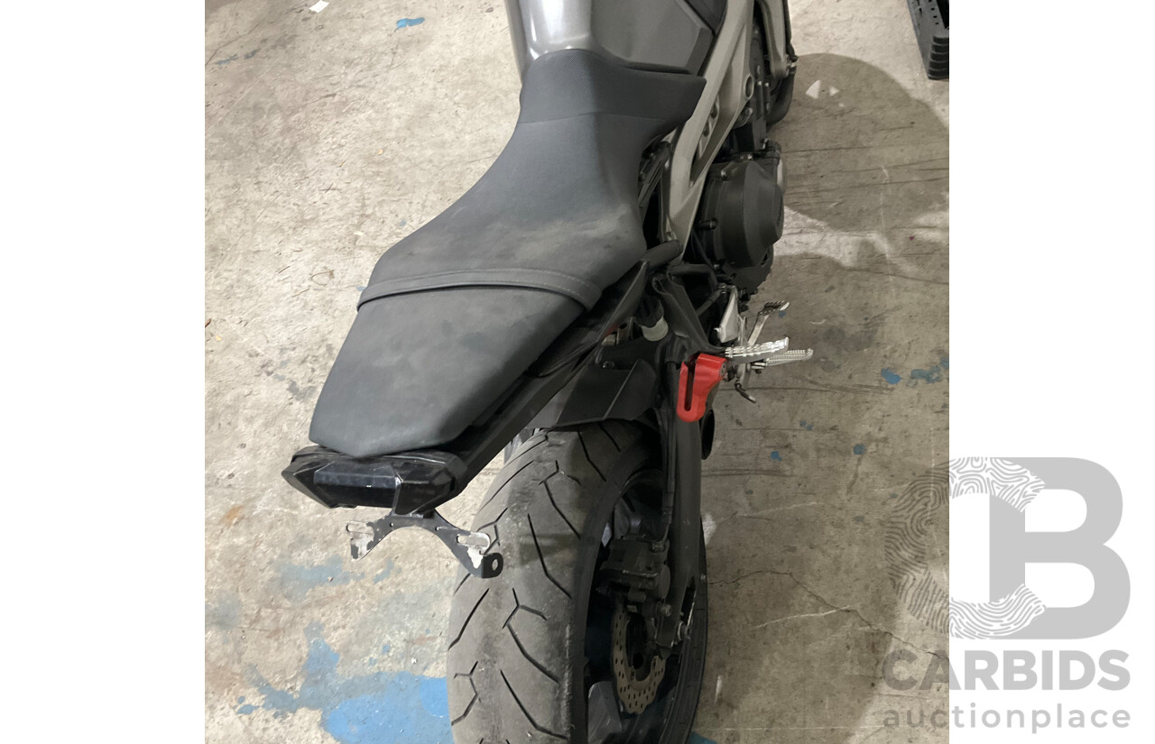 YAMAHA Motorcycle