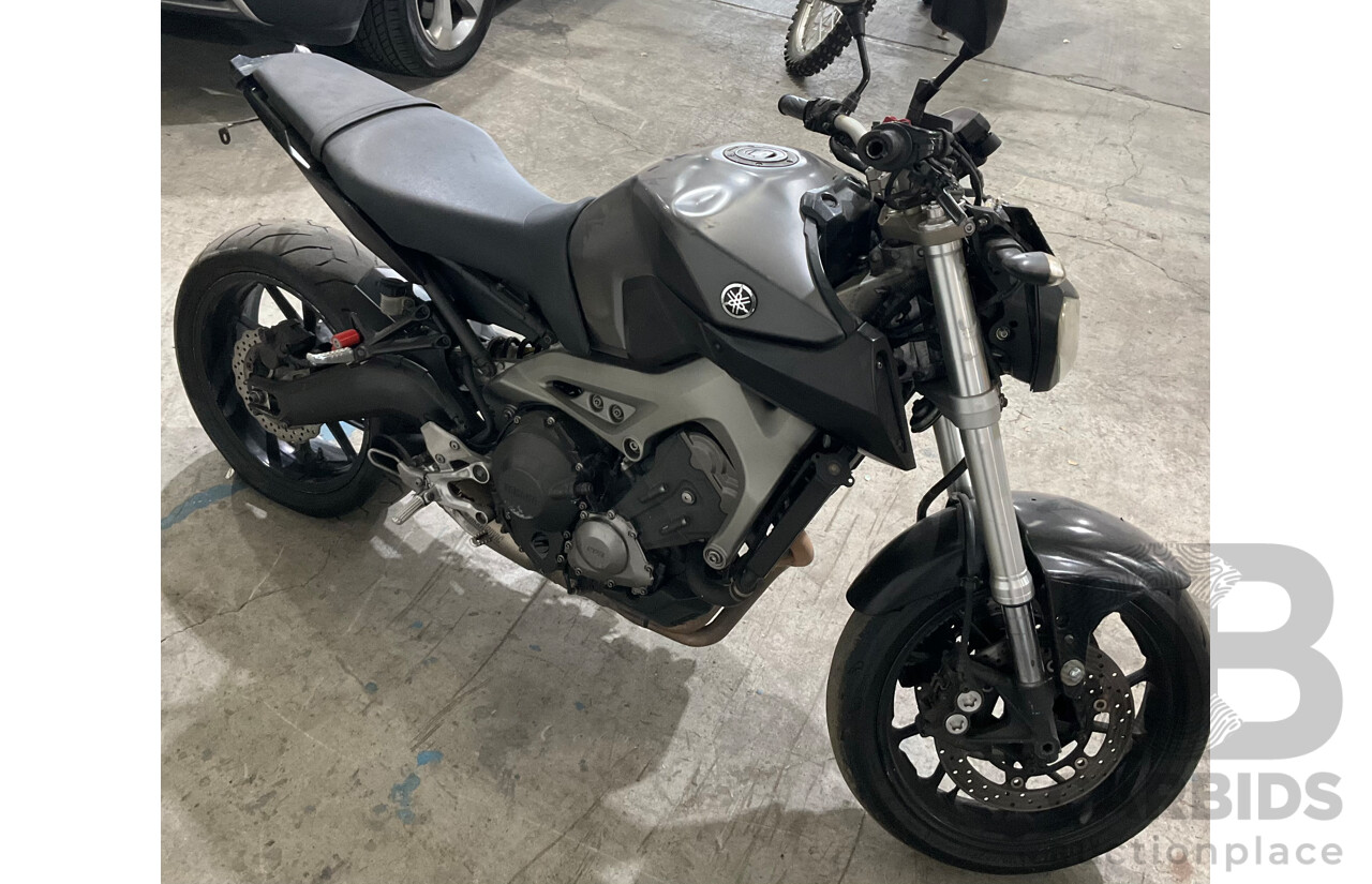 YAMAHA Motorcycle