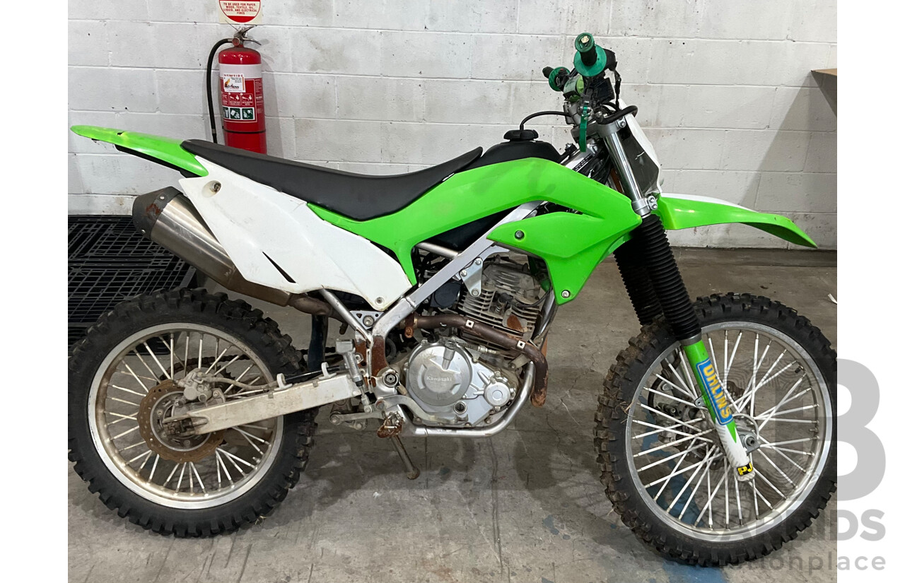 Kawasaki Dirt Bike