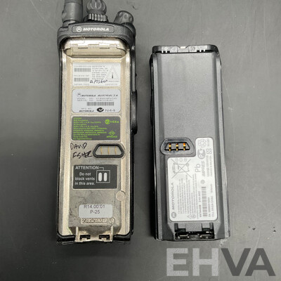 MOTOROLA (XTS 5000) Digital Portable Two-Way Radio