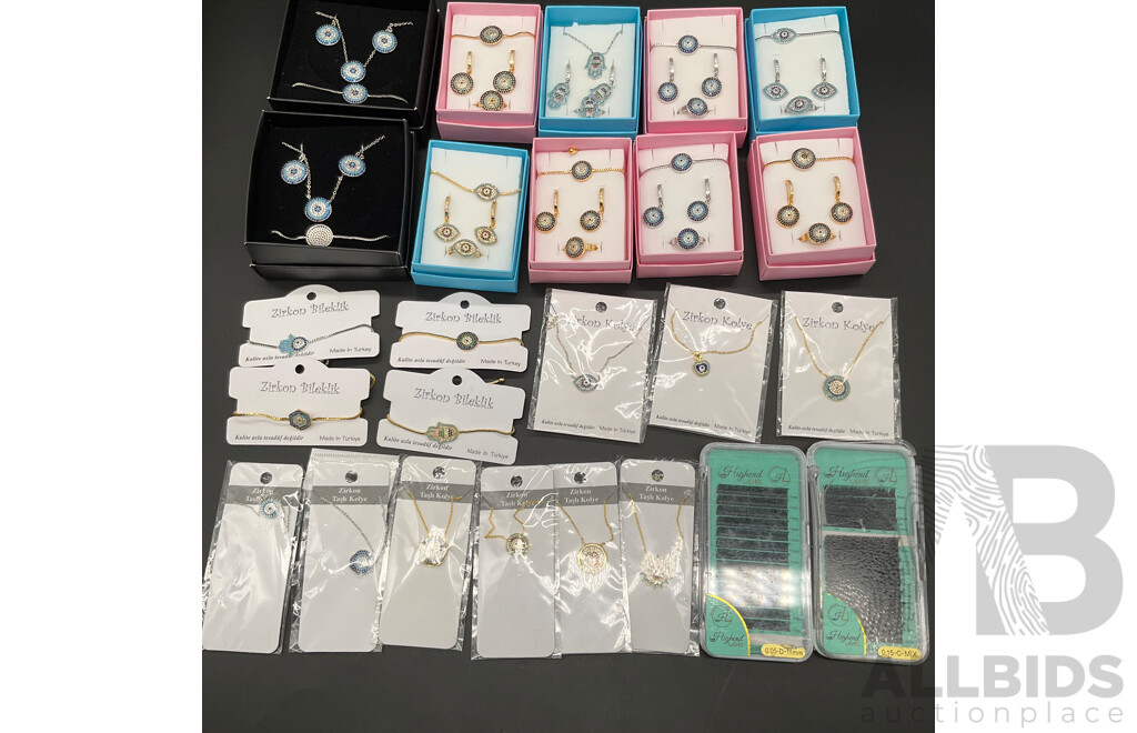 Assorted Costume Jewellery and Lashes Eyelash Extensions - Lot of 25