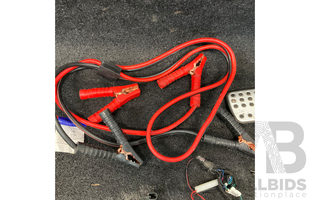RIDGE RYDER 150W Inverter, Jumper Cables and Assorted Engine and Other Parts