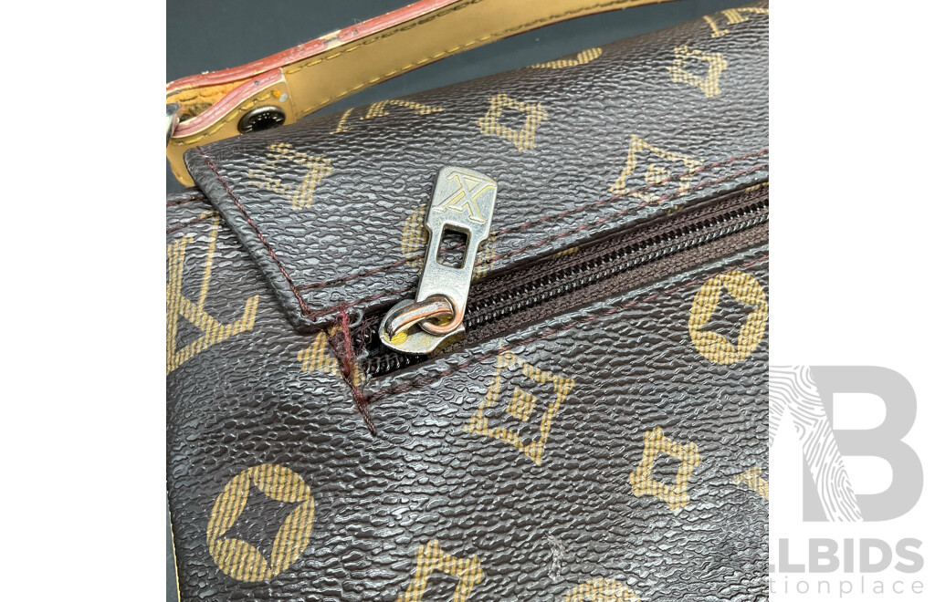 L.Y. Collection Musette Salsa Bag