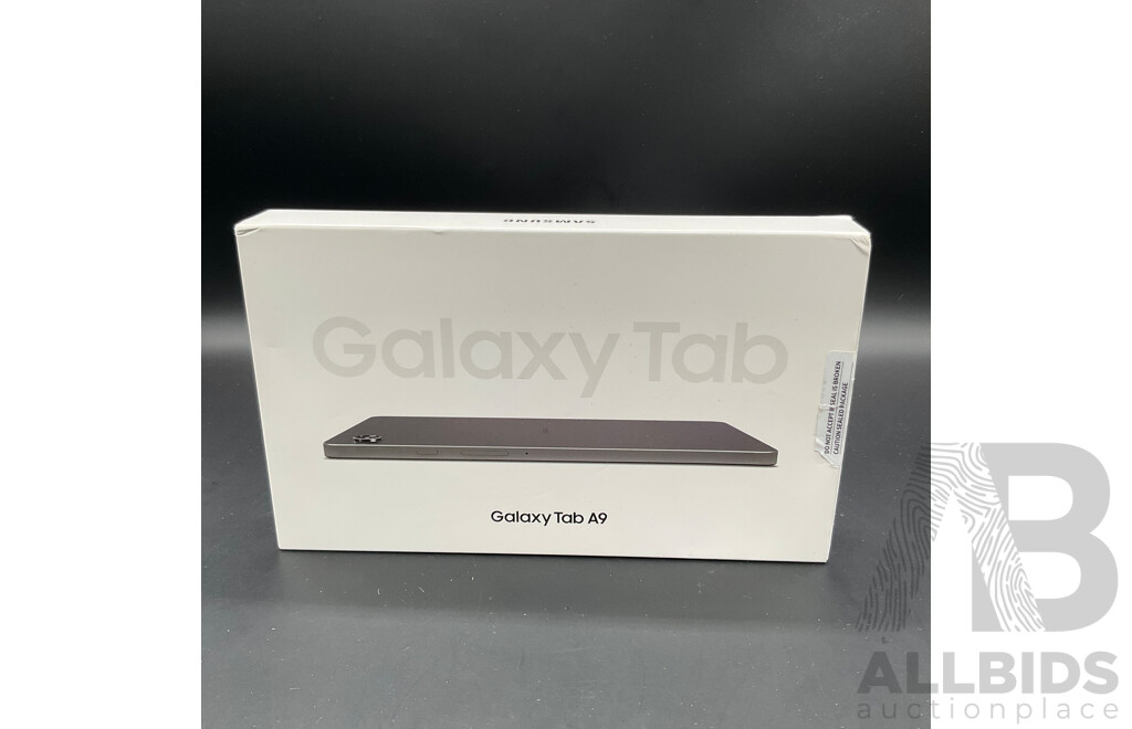 SAMSUNG Galaxy Tab A9 Tablet (SM-X110, Graphite, 4GB/64GB)