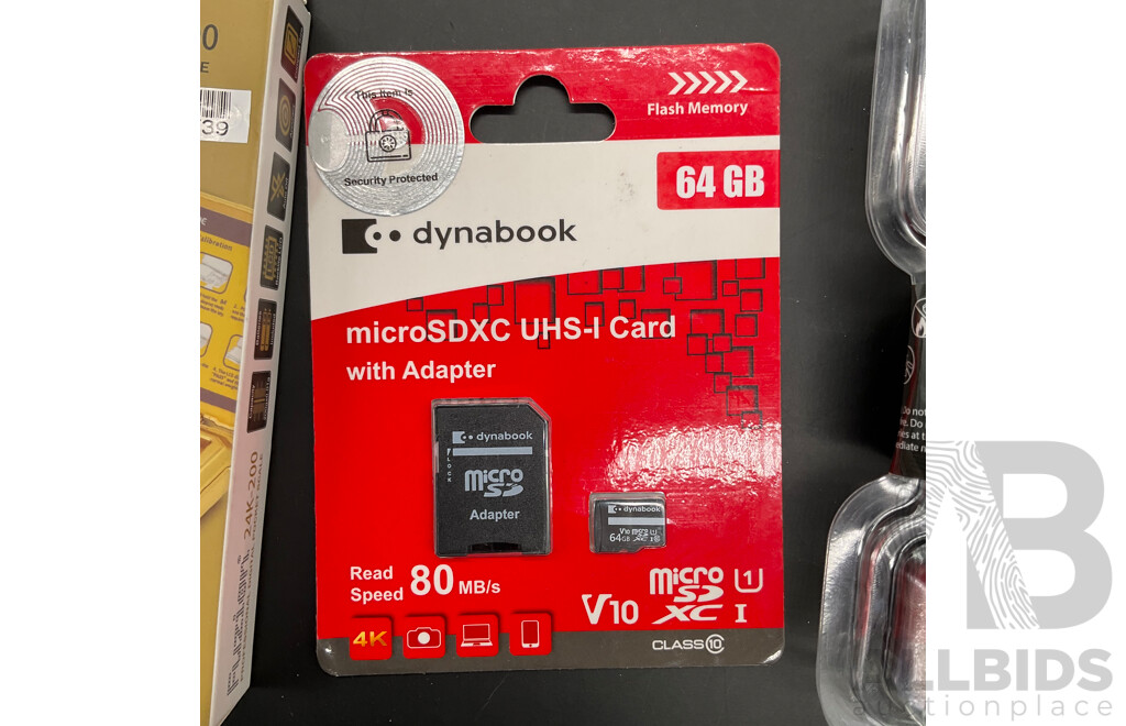 QUANTUM Torch, CHEERBLE Pet Toy, FUZION Pocket Scale, DYNABOOK 64GB Micro SDXC Card, EMTEC 32GB Card (2x) and Assorted Alkaline Battery Pack  - Lot of 7