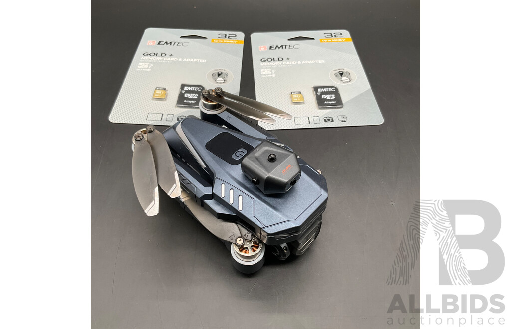 GT8 Series Foldable Drone and Two EMTEC Gold+ 32GB Memory Cards - Lot of 3