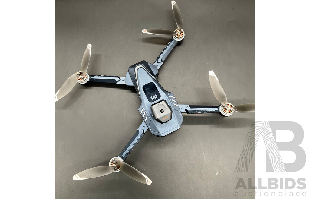 GT8 Series Foldable Drone and Two EMTEC Gold+ 32GB Memory Cards - Lot of 3