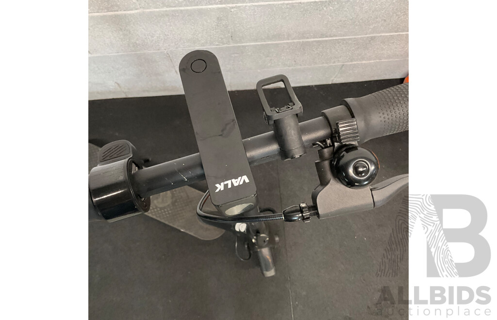 SYNERGY Valk MKII Electric Scooter