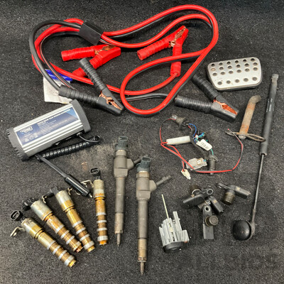 RIDGE RYDER 150W Inverter, Jumper Cables and Assorted Engine and Other Parts