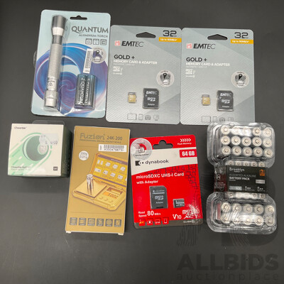 QUANTUM Torch, CHEERBLE Pet Toy, FUZION Pocket Scale, DYNABOOK 64GB Micro SDXC Card, EMTEC 32GB Card (2x) and Assorted Alkaline Battery Pack  - Lot of 7