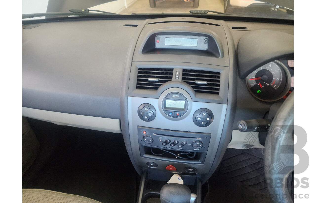 10/2008 Renault Megane Expression X84 MY06 UPGRADE 4d Sedan Black 2.0L