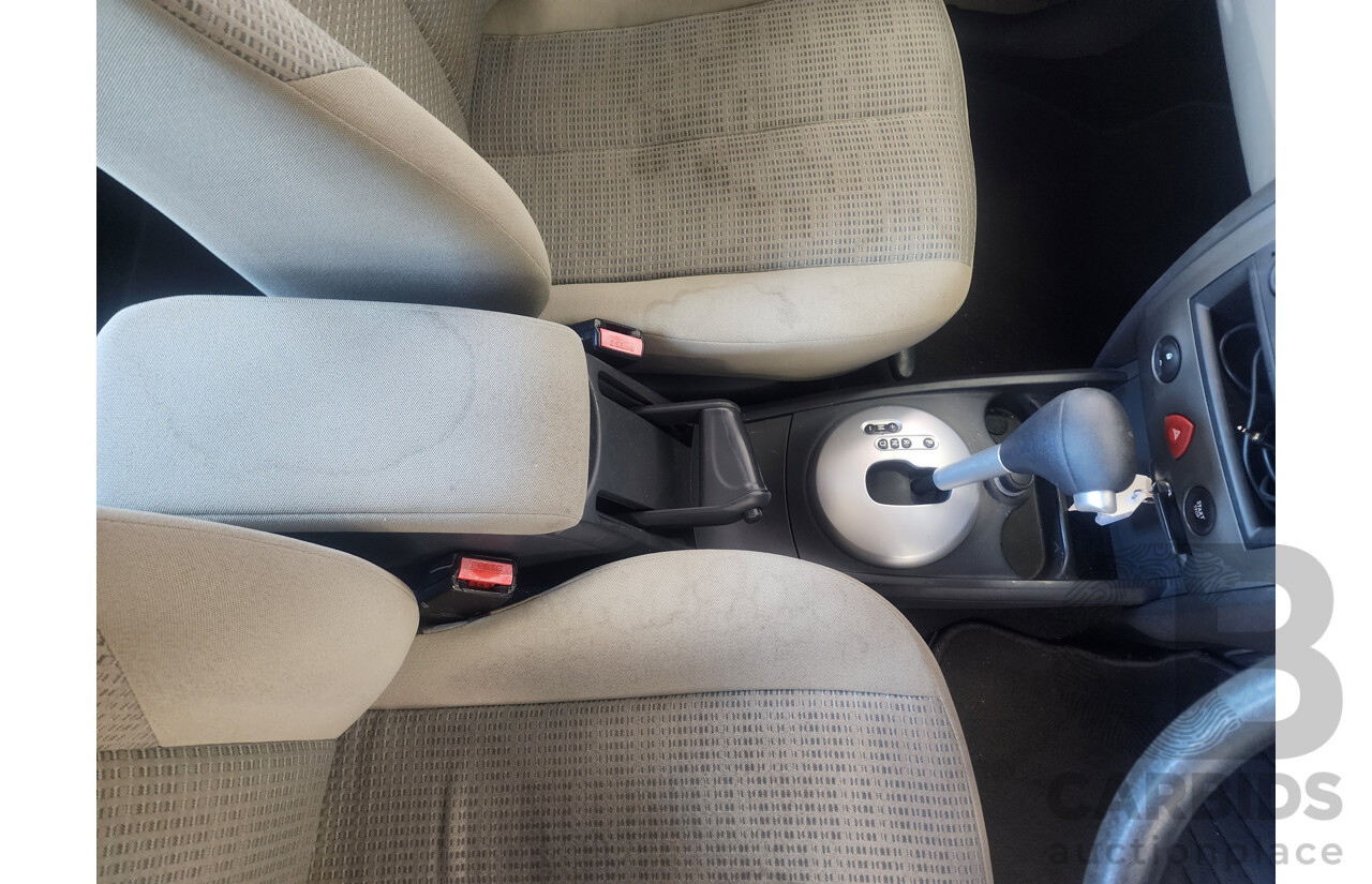 10/2008 Renault Megane Expression X84 MY06 UPGRADE 4d Sedan Black 2.0L