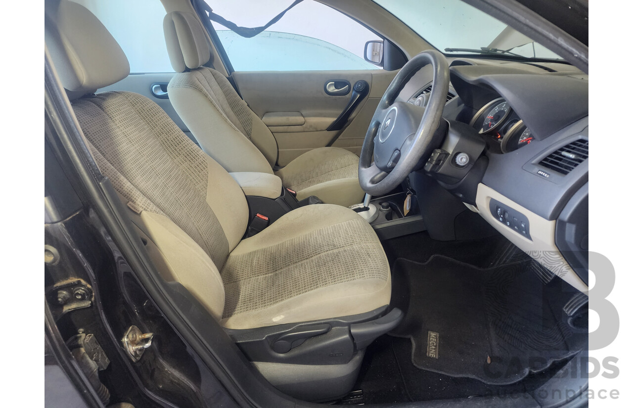 10/2008 Renault Megane Expression X84 MY06 UPGRADE 4d Sedan Black 2.0L