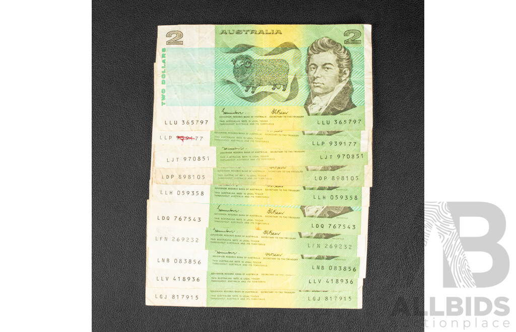 Twenty Australian Two Dollar Notes Including Four 1976 Knight/Wheeler, Three 1979 Knight/Stone, Three 1983 Johnston/Stone, Ten 1985 Johnston/Fraser