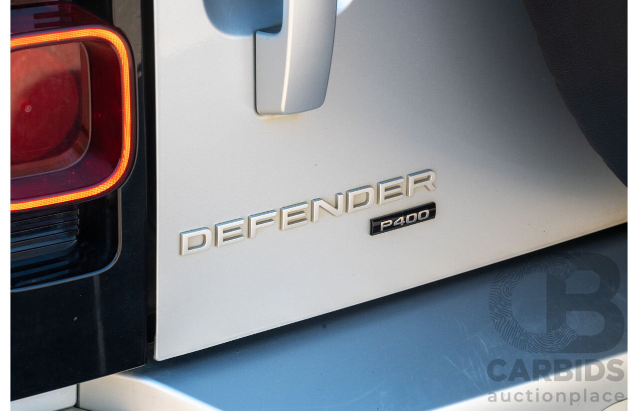 12/2021 Land Rover Defender 110 P400 SE (AWD) L663 MY22 4d Wagon Hakuba Silver Metallic Turbo 3.0L - MHEV