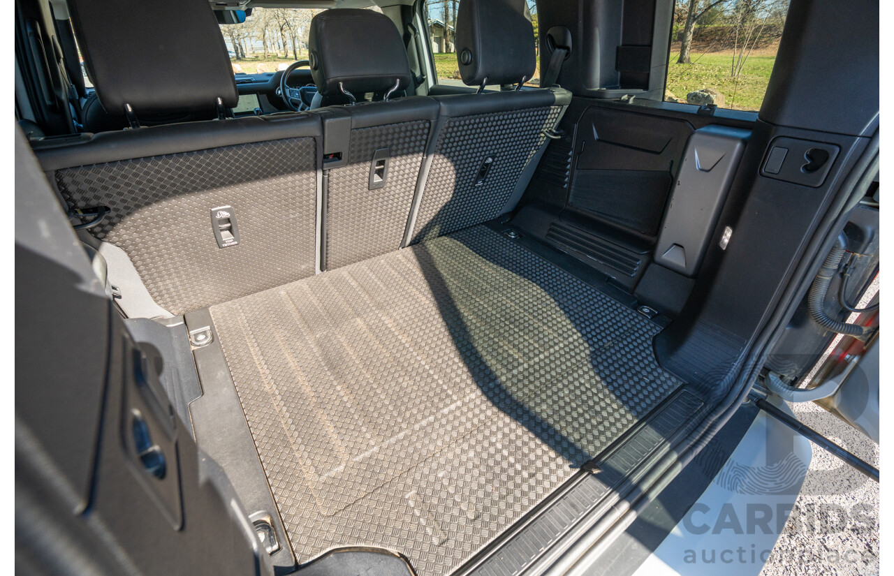 12/2021 Land Rover Defender 110 P400 SE (AWD) L663 MY22 4d Wagon Hakuba Silver Metallic Turbo 3.0L - MHEV