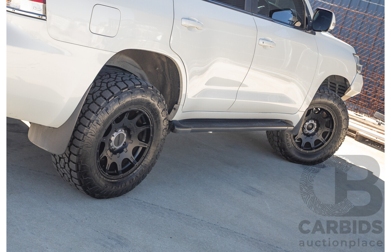 07/2017 Toyota Landcruiser VX (4x4) VDJ200R MY16 4D Wagon Crystal White Pearl Twin Turbo Diesel 4.5L - 7 seats