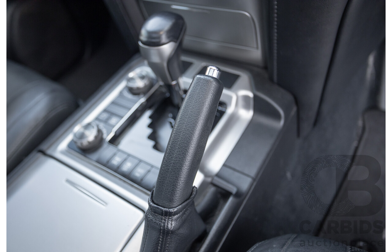 07/2017 Toyota Landcruiser VX (4x4) VDJ200R MY16 4D Wagon Crystal White Pearl Twin Turbo Diesel 4.5L - 7 seats