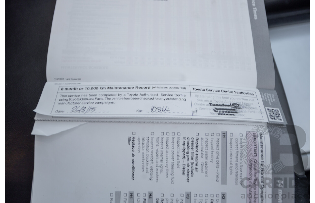 07/2017 Toyota Landcruiser VX (4x4) VDJ200R MY16 4D Wagon Crystal White Pearl Twin Turbo Diesel 4.5L - 7 seats