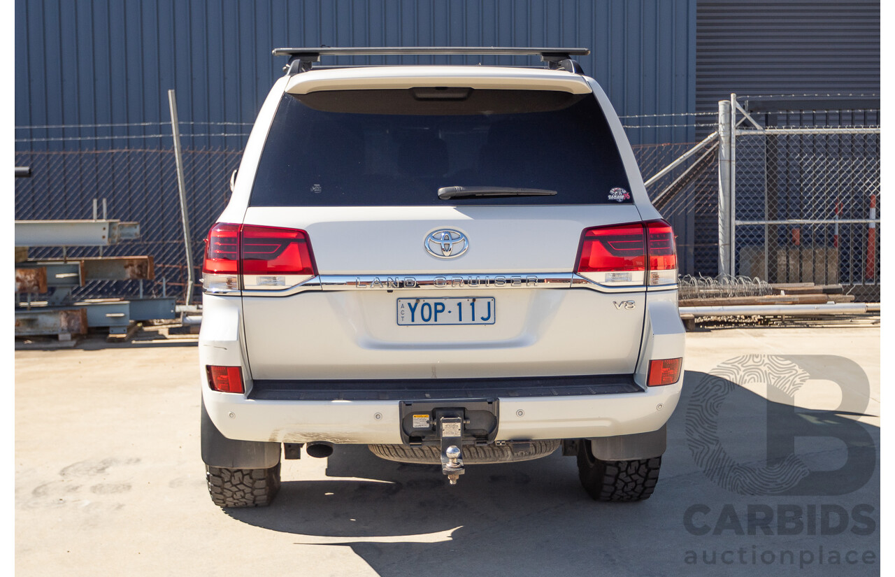 07/2017 Toyota Landcruiser VX (4x4) VDJ200R MY16 4D Wagon Crystal White Pearl Twin Turbo Diesel 4.5L - 7 seats