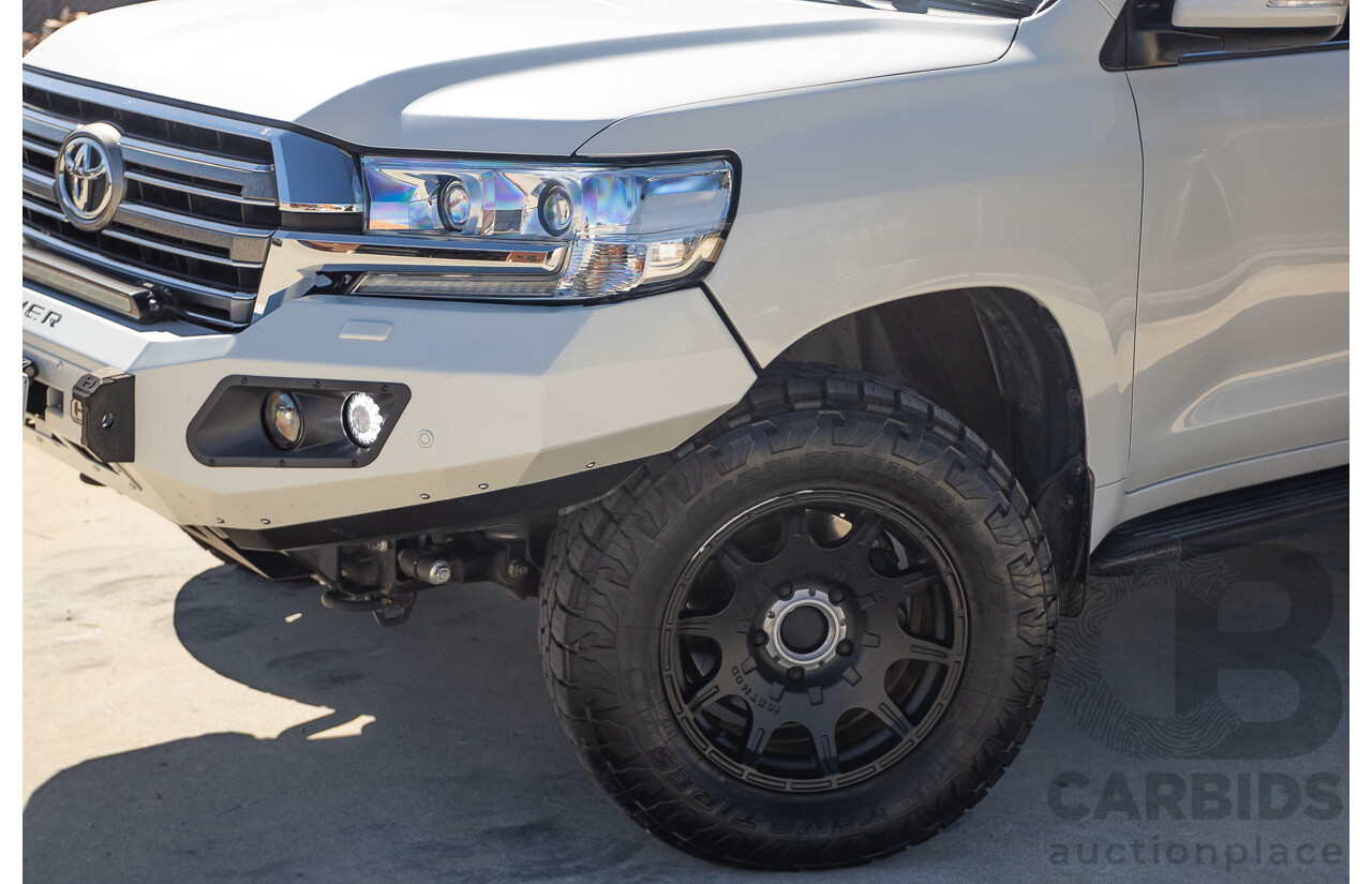 07/2017 Toyota Landcruiser VX (4x4) VDJ200R MY16 4D Wagon Crystal White Pearl Twin Turbo Diesel 4.5L - 7 seats