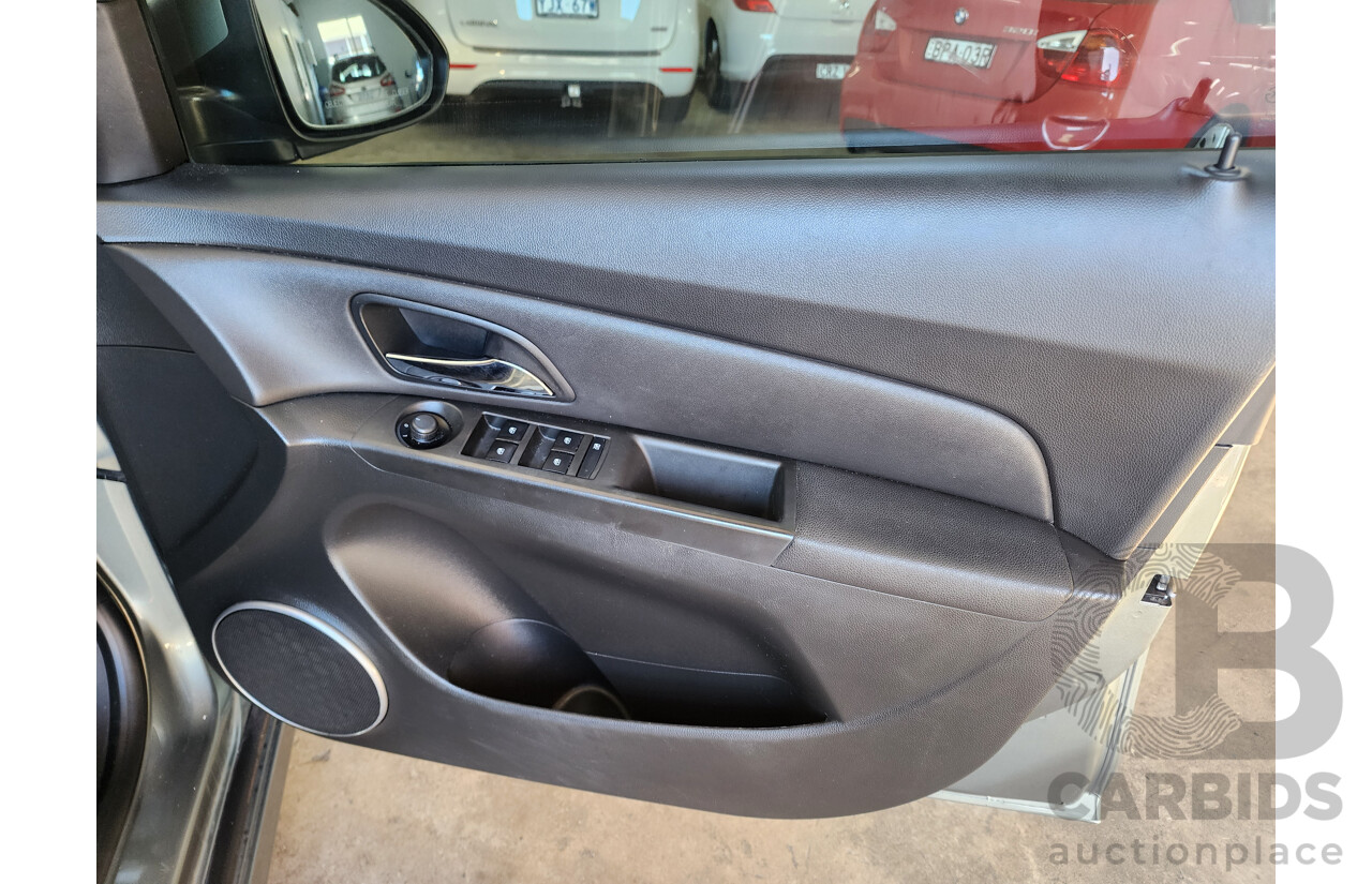 7/2013 Holden Cruze SRi V JH MY13 4d Sedan Grey 1.4L