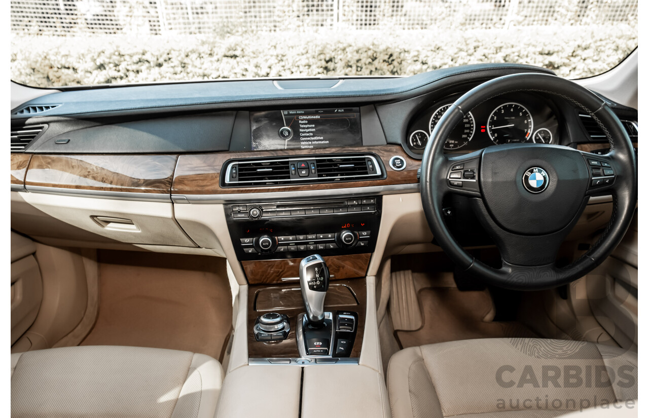 6/2009 BMW 740i F01 4d Sedan Kashmir Silver Metallic Turbo 3.0L