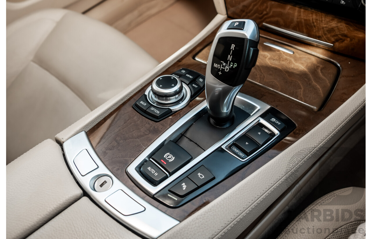 6/2009 BMW 740i F01 4d Sedan Kashmir Silver Metallic Turbo 3.0L