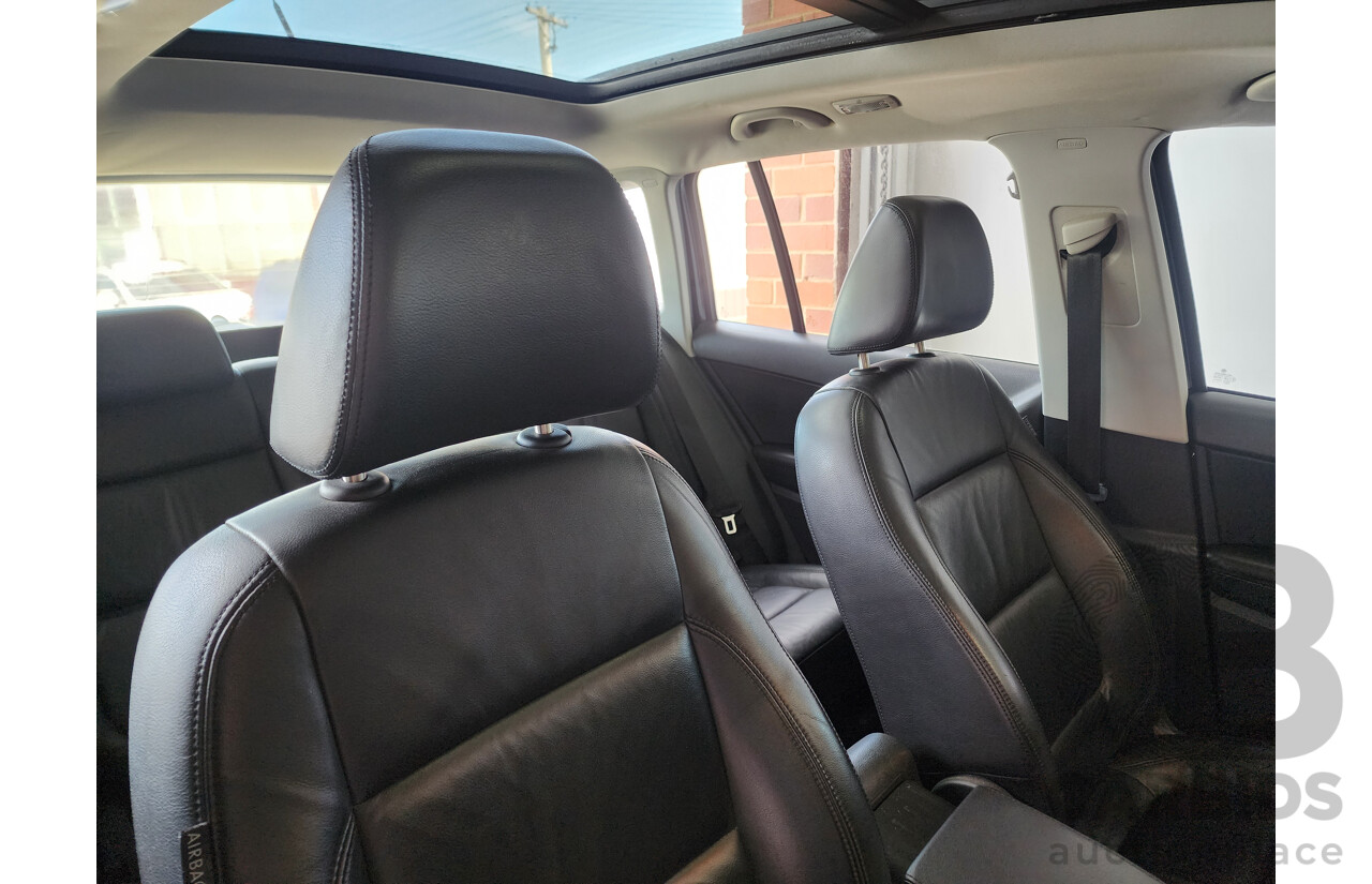 5/2010 Volkswagen Tiguan 103 TDI 5NC MY10 4d Wagon Black 2.0L