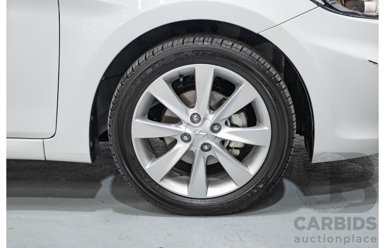 4/2019 Hyundai Accent Sport RB6 MY19 5d Hatchback Chalk White Metallic 1.6L