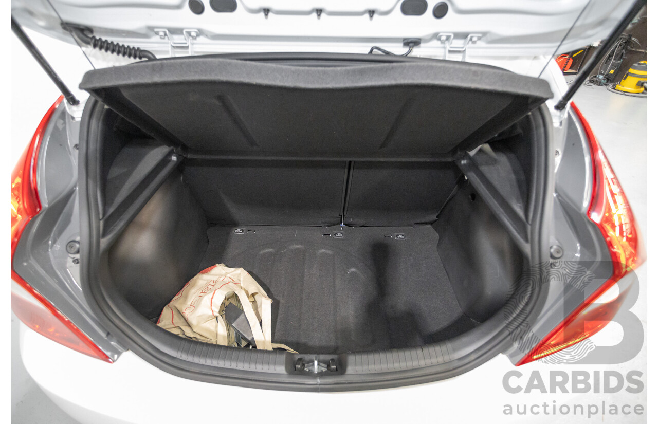 4/2019 Hyundai Accent Sport RB6 MY19 5d Hatchback Chalk White Metallic 1.6L