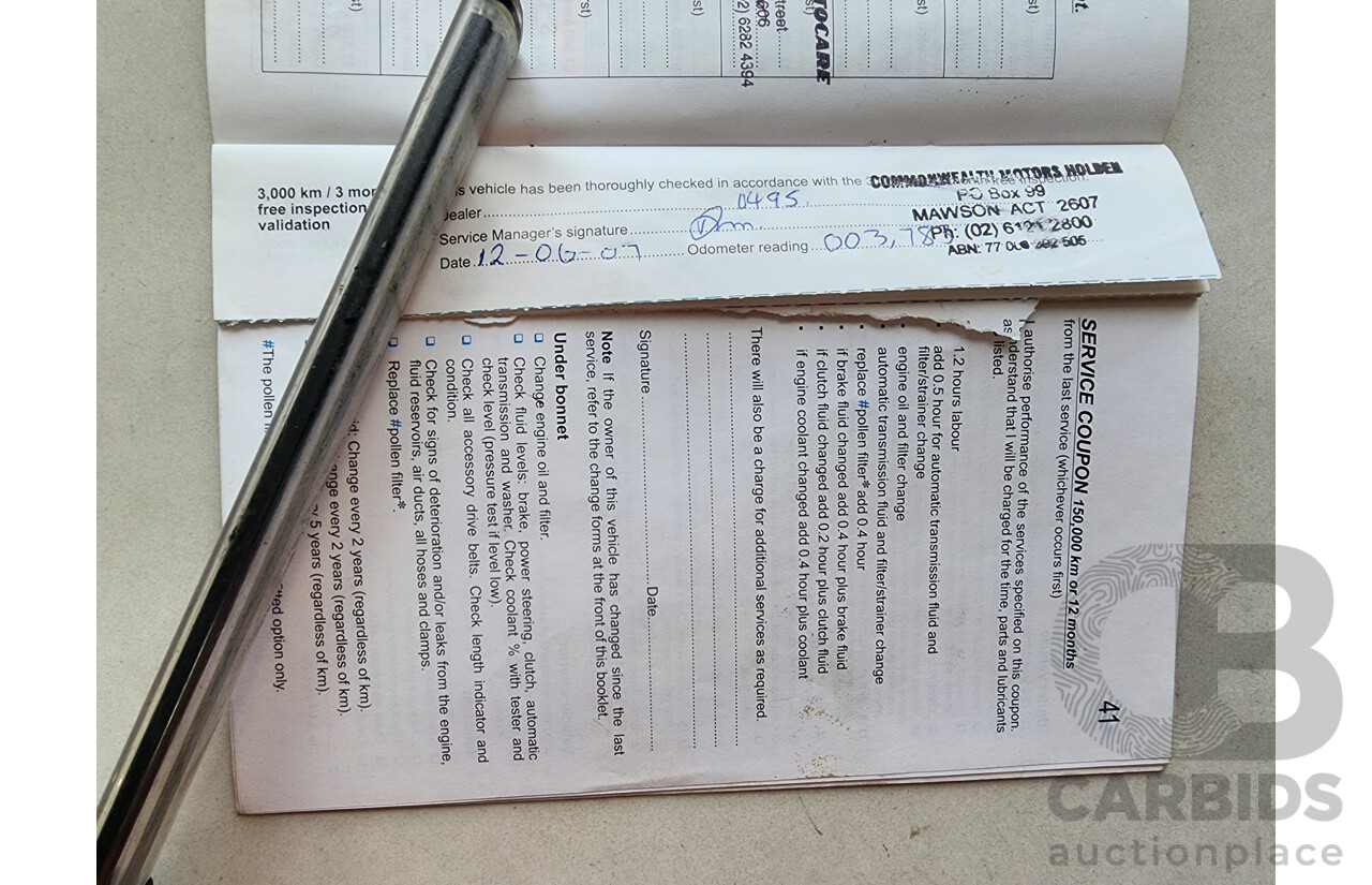 10/2006 Holden Berlina  VE 4d Sedan Blue 3.6L