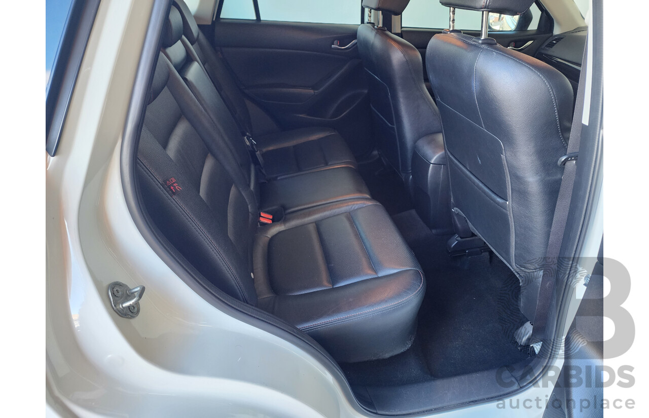 3/2014 Mazda Cx-5 Akera (4x4) MY13 UPGRADE 4d Wagon White 2.2L