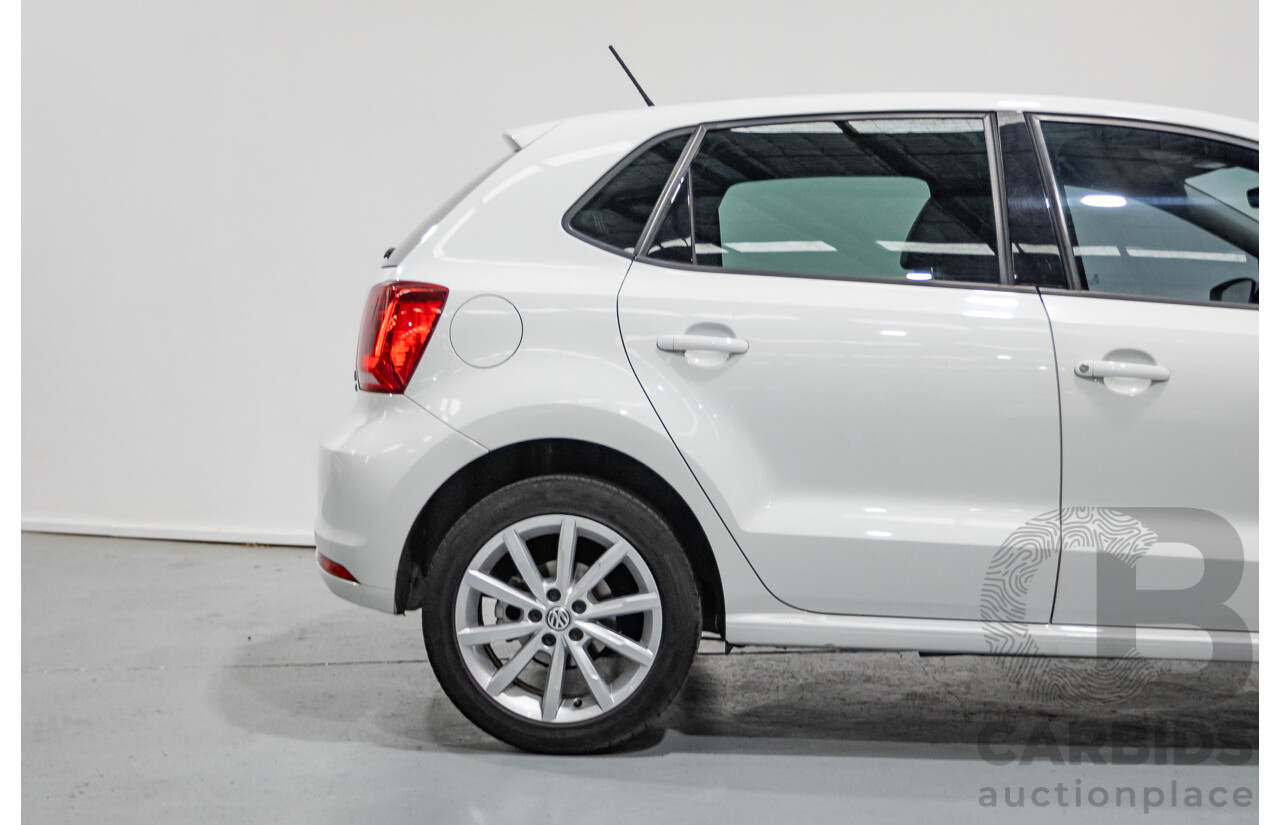 11/2017 Volkswagen Polo Urban + (81TSI) 6R MY17.5 5D Hatchback White 1.2L