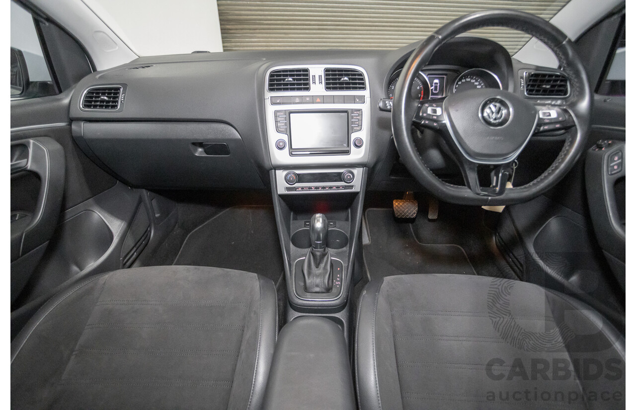 11/2017 Volkswagen Polo Urban + (81TSI) 6R MY17.5 5D Hatchback White 1.2L