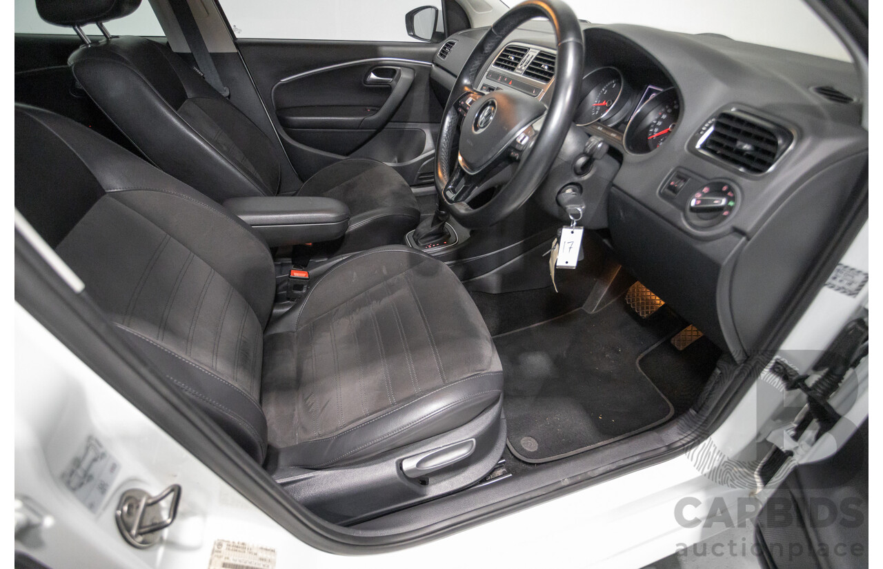 11/2017 Volkswagen Polo Urban + (81TSI) 6R MY17.5 5D Hatchback White 1.2L