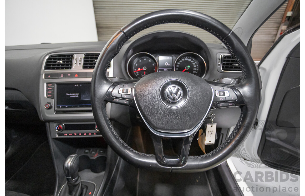 11/2017 Volkswagen Polo Urban + (81TSI) 6R MY17.5 5D Hatchback White 1.2L