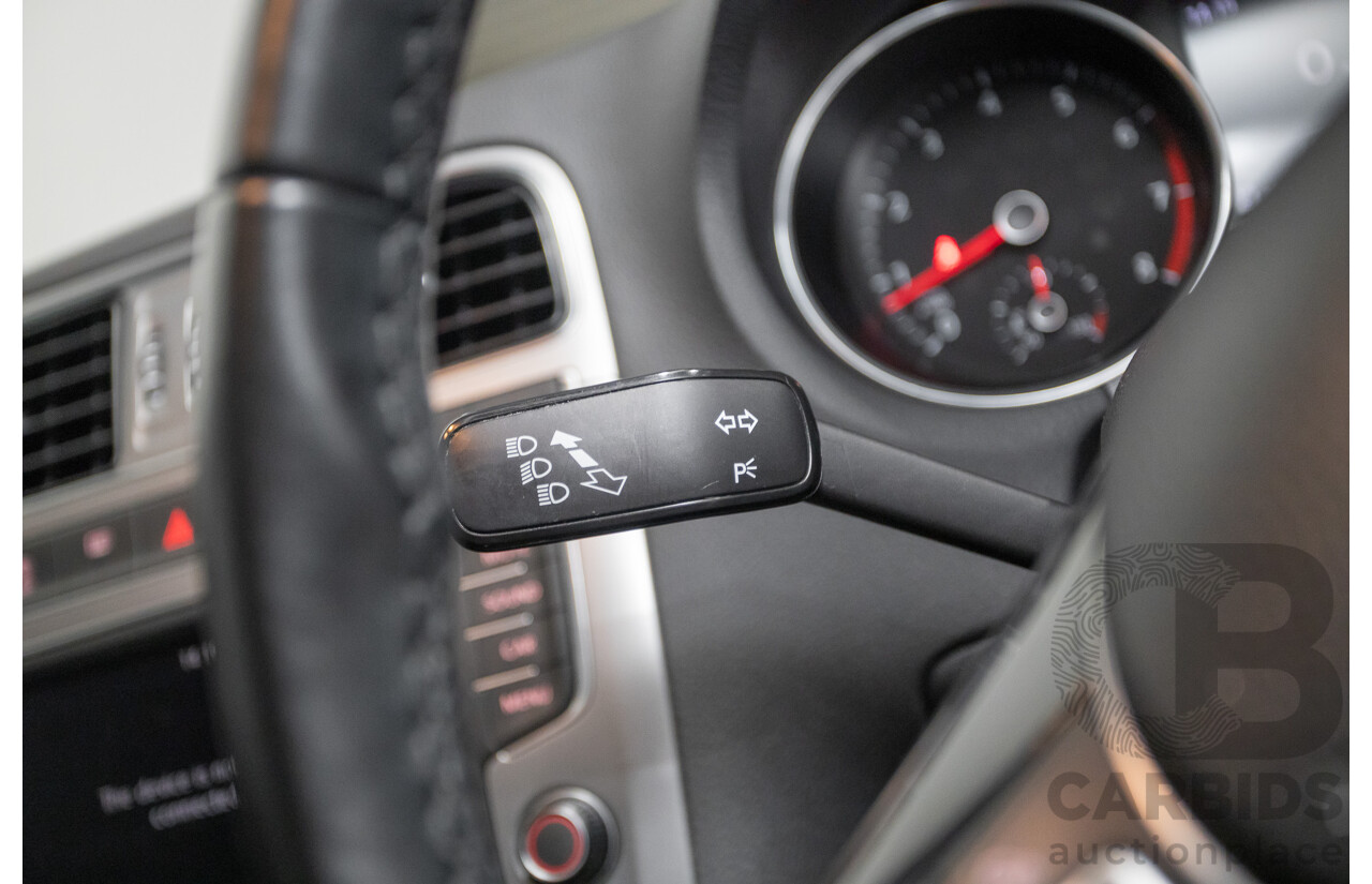 11/2017 Volkswagen Polo Urban + (81TSI) 6R MY17.5 5D Hatchback White 1.2L