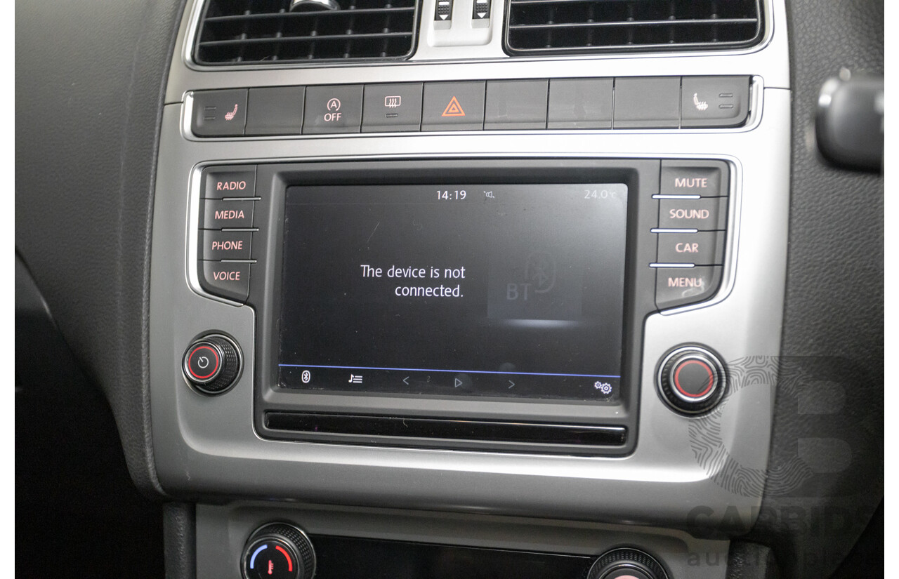 11/2017 Volkswagen Polo Urban + (81TSI) 6R MY17.5 5D Hatchback White 1.2L