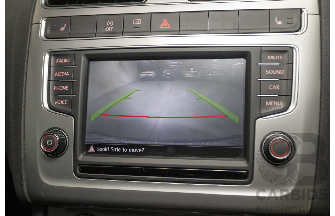 11/2017 Volkswagen Polo Urban + (81TSI) 6R MY17.5 5D Hatchback White 1.2L