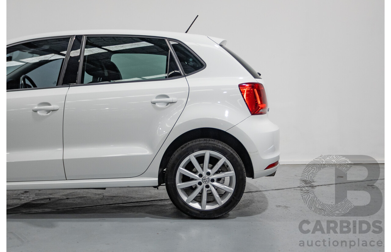 11/2017 Volkswagen Polo Urban + (81TSI) 6R MY17.5 5D Hatchback White 1.2L